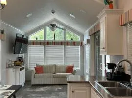 Holly Ridge Retreat with Loft and Pet Friendly plus Long Term Stay Allowed