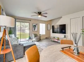 2 Mi to UF Campus Modern Condo with Pool Access!