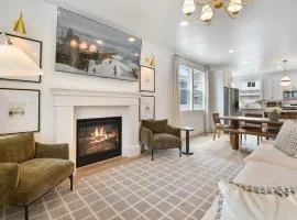 Modern 6br near skiing luxe sleeps 12 hot tub