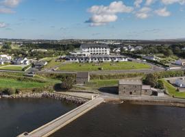 Waterfront Hotel Dungloe，位于邓格洛的酒店