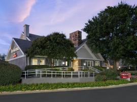 亚特兰大坎伯兰/画廊万豪原住客栈，位于亚特兰大的酒店