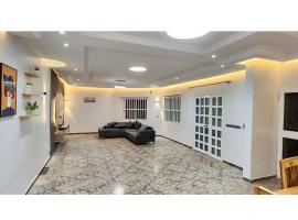 Amivi Plaza，位于洛美的酒店