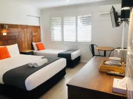 愉快之路河滨汽车旅馆