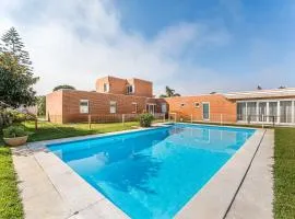 GuestReady - Esmoriz's golden hour with pool