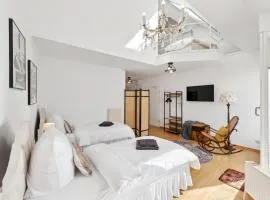 Gelbe Koffer - Vintage Maisonette in Neunkirchen - 2 SZ - Self-Check-in - Parkplatz - Balkon - Badewanne - WLAN 250 Mbit - bis 4 Pers - zentrumsnah