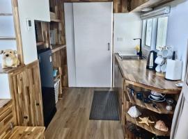 Samui Tiny House villa Glamping Seaview sleeps 8，位于Ban Na We的豪华帐篷营地