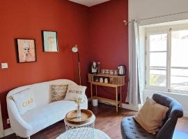 Jolie chambre en cœur de ville，位于图阿尔的酒店