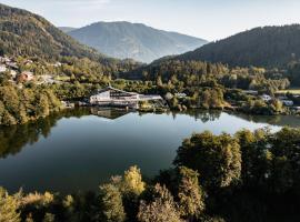 西斯图本酒店，位于菲拉赫的海滩酒店