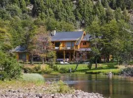 德蒙塔纳里约和莫苏酒店