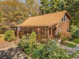 Wander Through the Woods，位于麦克亨利的酒店