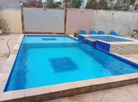 Chacara com piscina jacuzzi e quadra