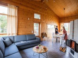 奥拉维度假屋，位于Oravi的乡村别墅