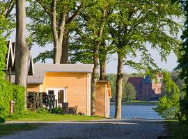 纳斯特斯特兰德露营地，位于尼斯泰兹的酒店