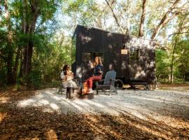 Postcard Cabins Shenandoah North, Outdoor Collection by Marriott Bonvoy，位于Basye的酒店
