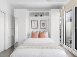 Modern Studio-Style Condo in Downtown Toronto