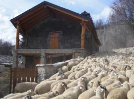 La Cabanya de Cal Forn de Serrat，位于克拉尔夫斯的酒店