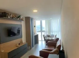 Apartmento a 450m da Vila Germânica - 2 suites
