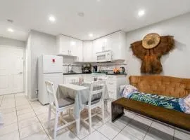 Spacious 3BR with Full Kitchen a n dFast Wi-Fi