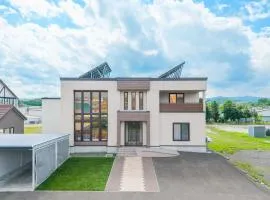 The BEEHIVE KAMIFURANO