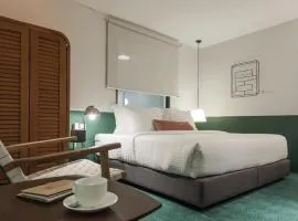 Swing & Pillows - Kentomen Hotel, Bamboo Hills