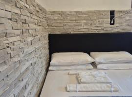 ΔΙΑΜΕΡΙΣΜΑ ΧΩΡΗΤΙΚΟΤΗΤΑΣ ΜΕΧΡΙ 4 ΑΤΟΜΩΝ ΚΕΝΤΡΙΚΑ!，位于美特索文的酒店