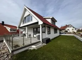 Holiday home in beautiful Kungshamn perfect for two families