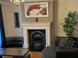 4 Bedroom House in Newry Central