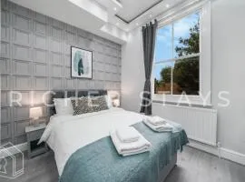 Hackney Deluxe Rooms