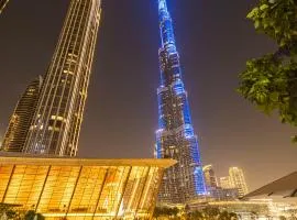 Luxury Grande Suites by Hostiva - Full City View