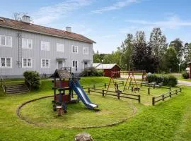 Relax in peaceful and sunny Marmaverken apartment