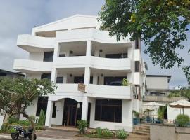 Hotel Galapagos Planet，位于巴克里索莫雷诺港的酒店