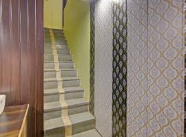 Hotel O Cozy Cottage，位于Daurāla的酒店