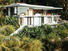 Narra Hill Tagaytay，位于Laurel的酒店