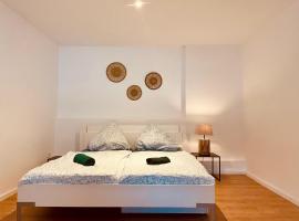Odw homes - Large apartment with four bedrooms，位于魏因海姆的酒店