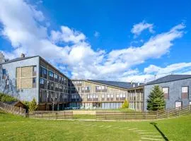 塞当亚校园酒店