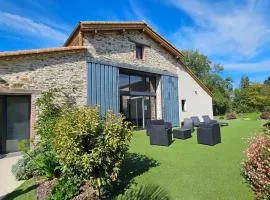 Le Petit Loup grande maison de charme en campagne