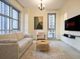 Stylish 1BR in Downtown - 5 Min to Burj & Mall