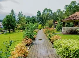 Karisimbi Cave Resort