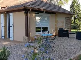 Studio bois du bournat piscine et tranquilité