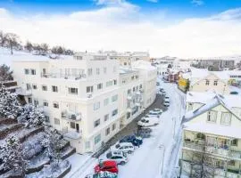 LL Properties - The Downtown Nest