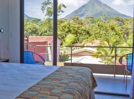 La Fortuna Lodge by Treebu Hotels