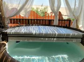 רגע בזמן - Moment in time，位于阿拉德的酒店