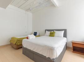 Urbanview Hotel Syariah at Rihlah Homestay Batam，位于名古屋的酒店