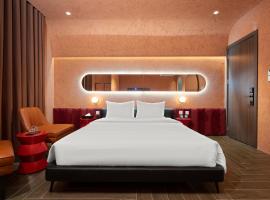 Jacayl Hotel - Hà Đông，位于河内的酒店