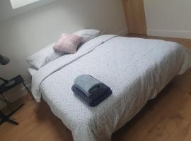 Leśny Dwór，位于Knapy的酒店