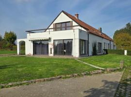 White House，位于Ternat的乡村别墅