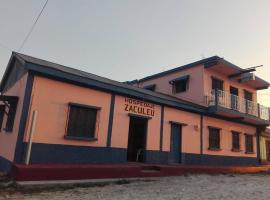Hotel Zaculeu，位于Ciudad Melchor de Mencos的酒店