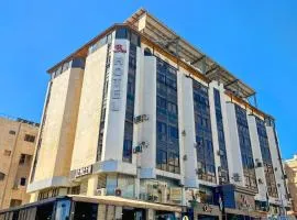 Red Carpet Hotel & Suites