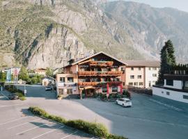 Hotel Andrea，位于察姆斯的酒店