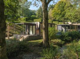Romantic Tiny House for Two – Resort Walsdorf，位于Tandel的酒店